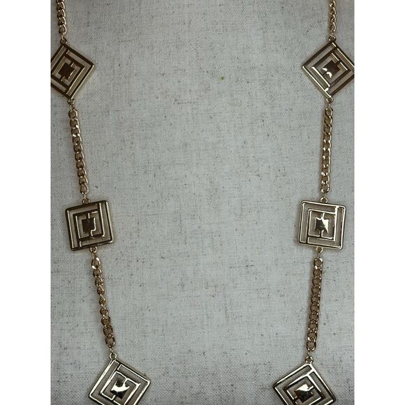Liz Claiborne 34 Inch Strand Necklace Square Insets Gold Tone Adjustable - Picture 10 of 10